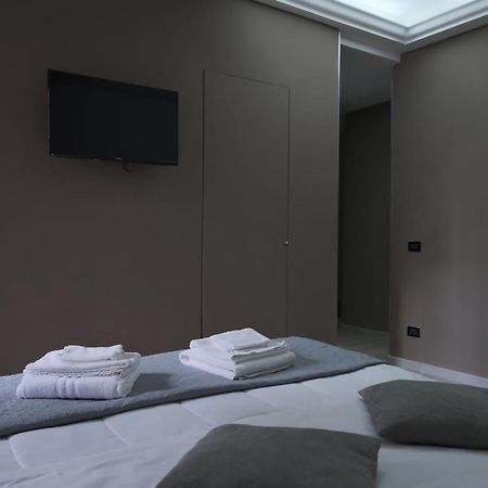 Royalty Rooms & Spa Naples Exterior photo